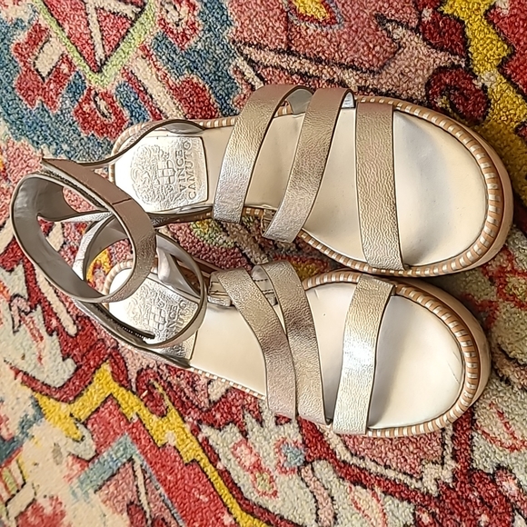 Vince Camuto Silver Wedges - Picture 2 of 5